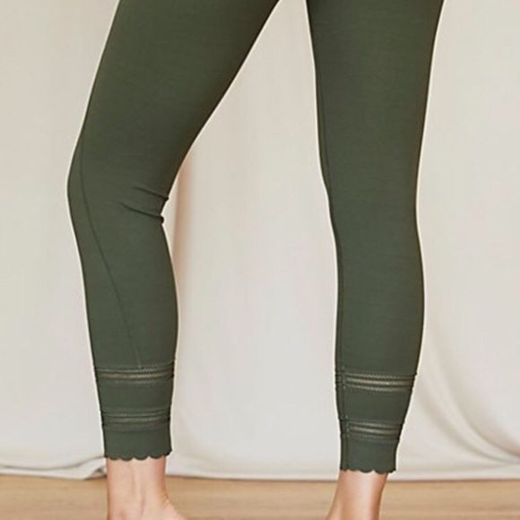 Large-Free People Movement High Rise 7/8 Genesis Secret Moss Green Leggings - Picture 8 of 17